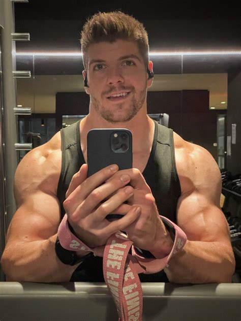Nate.k.weir .